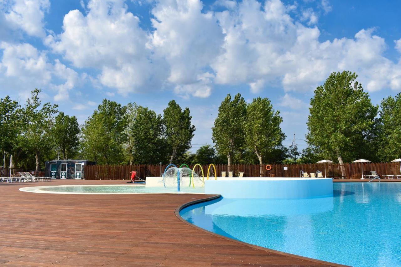 Ferienpark Family Camping Village 4*