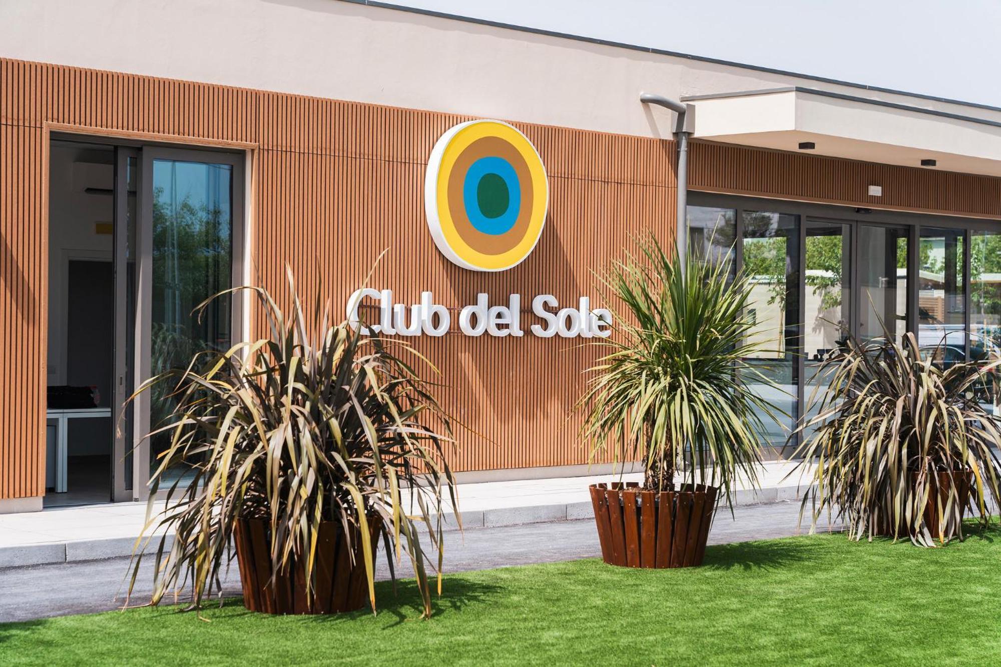 Club Del Sole Family